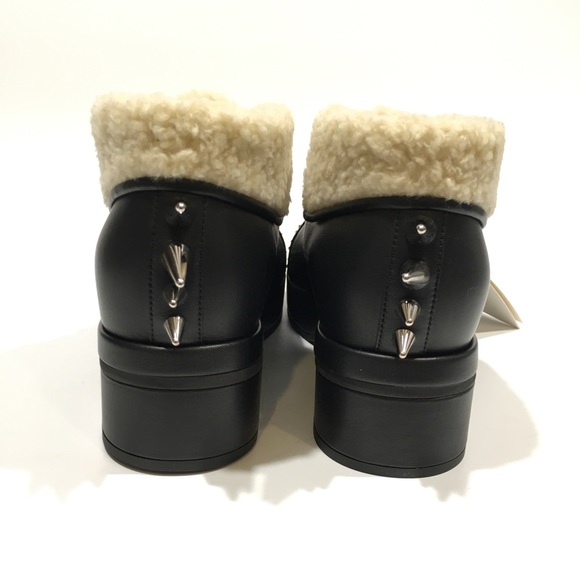 GUCCI Studded Ankle Boots -Black Leather -Faux Fur Lined -US 7 -NIB - Picture 7 of 12